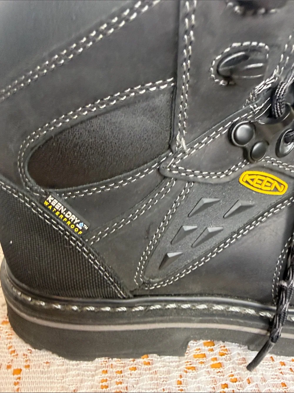 Keen dry waterproof hard toe Men's Black Lace-Up Work Boots sz 7